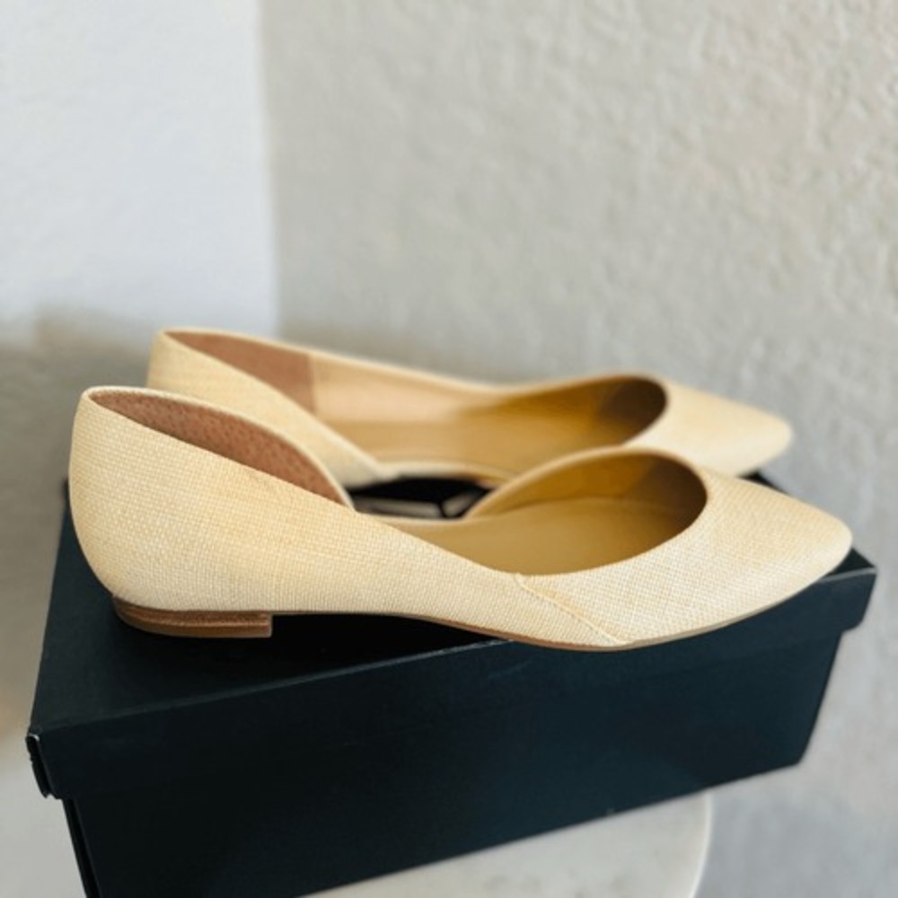 Marc Fisher LTD Women's Sunny Ballet Flat, Slip On, Chic Light Natural, 8.5, NWT - Picture 7 of 16